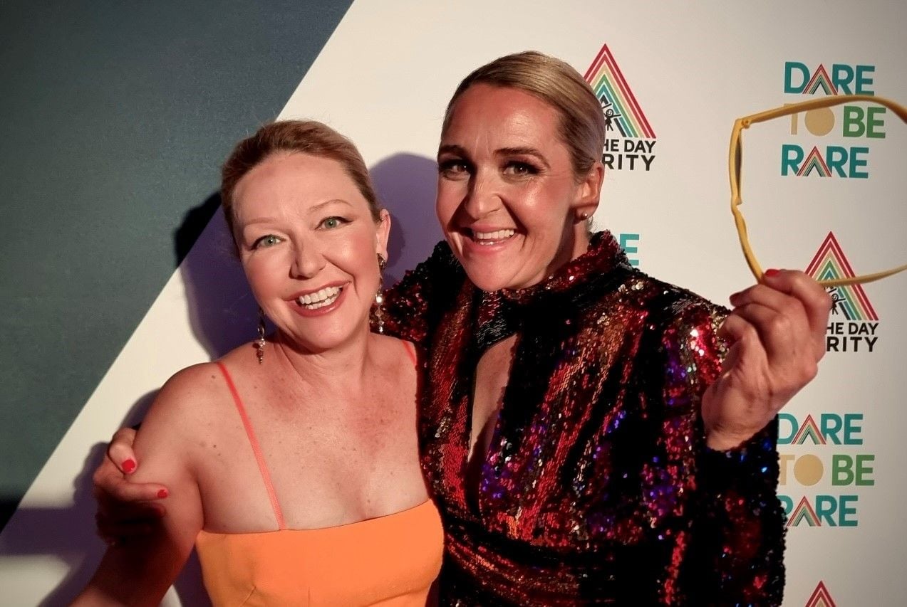 POWERFLASH - FEEL GOOD FRIDAY POWERFLASH - FEEL GOOD FRIDAY